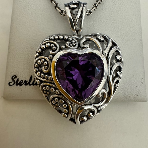 Vintage Heart Pendant Necklace- Silver - Picture 3 of 9